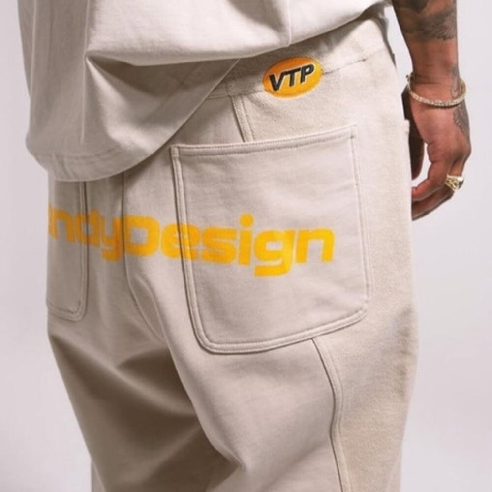 Vandy the Pink VTP slouchy relaxed pants sweatpants crop skater emo large logo